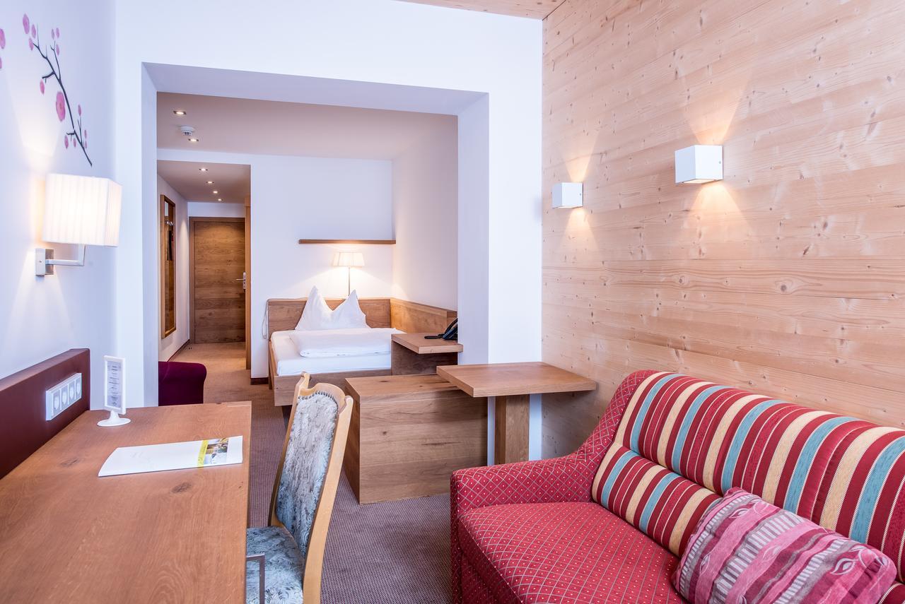 Hotel Leonhard Leogang Esterno foto